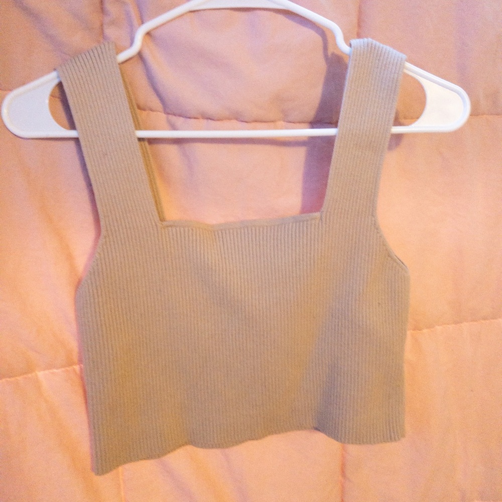 Ribbed tank crop top